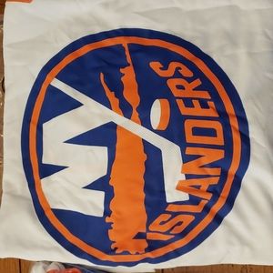 NY islanders jerseys. New without tags.